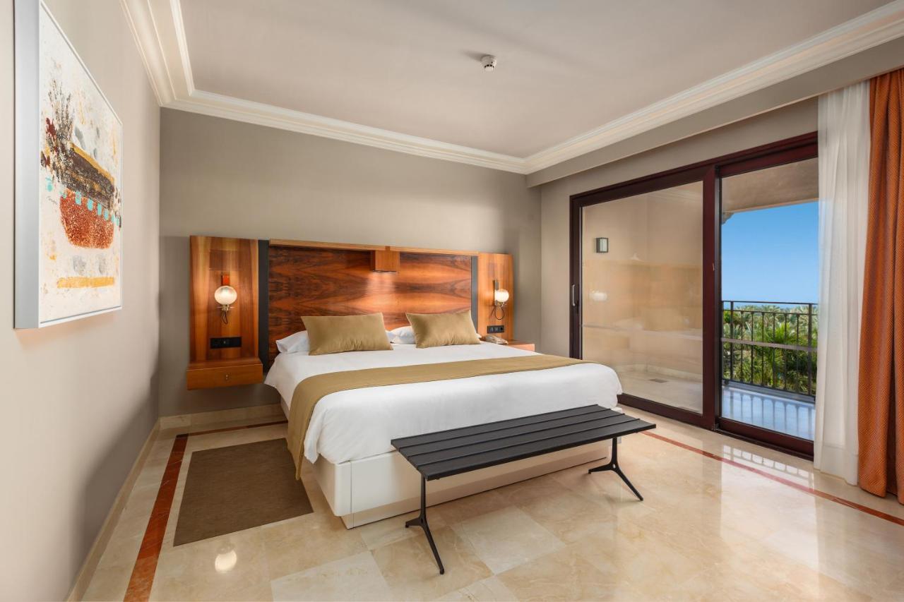 Lopesan Costa Meloneras Resort & Spa Esterno foto A bedroom at the resort